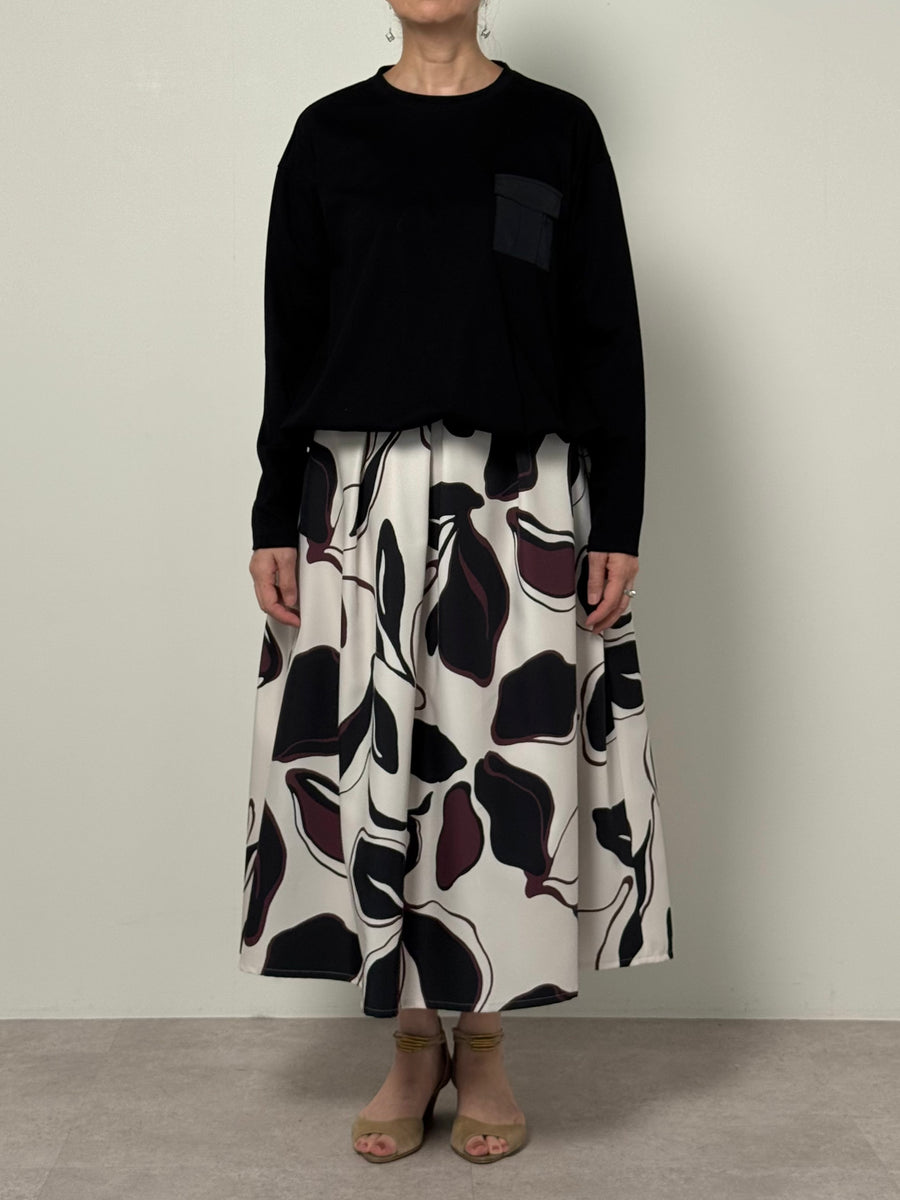 25AW商品-25142000】ビッグフラワープリントスカート – DUAL VIEW