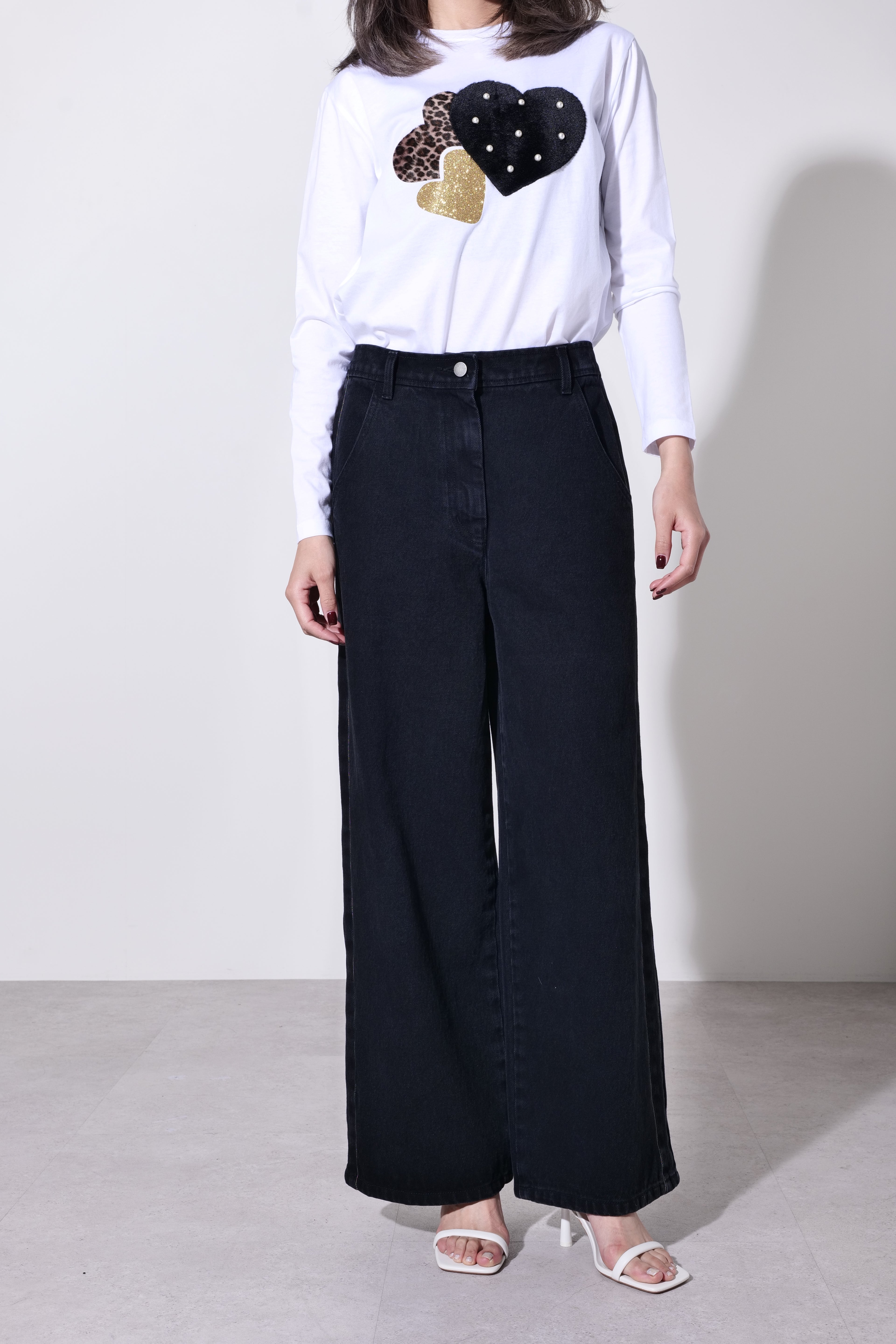 【991394001A】ボールチェーン付デニムワイドパンツ