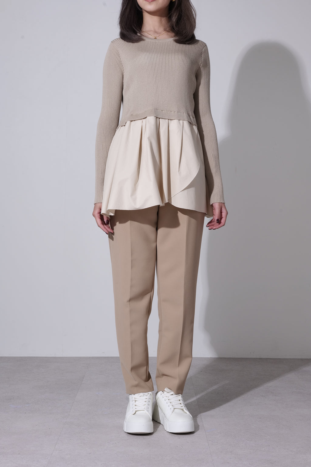 【24AW商品-24348015】　タック切替クルーリブプルオーバー