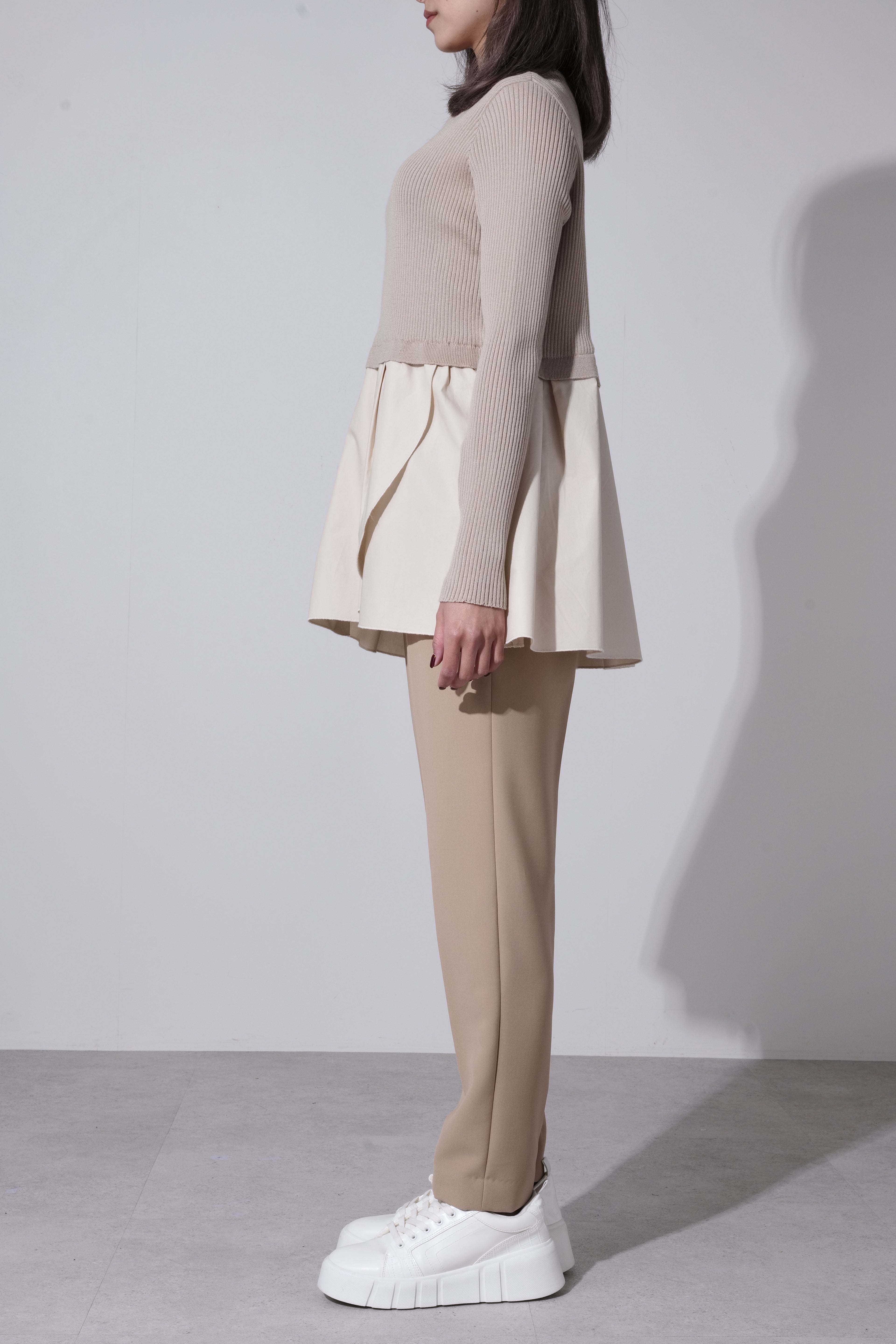 【24AW商品-24348015】　タック切替クルーリブプルオーバー