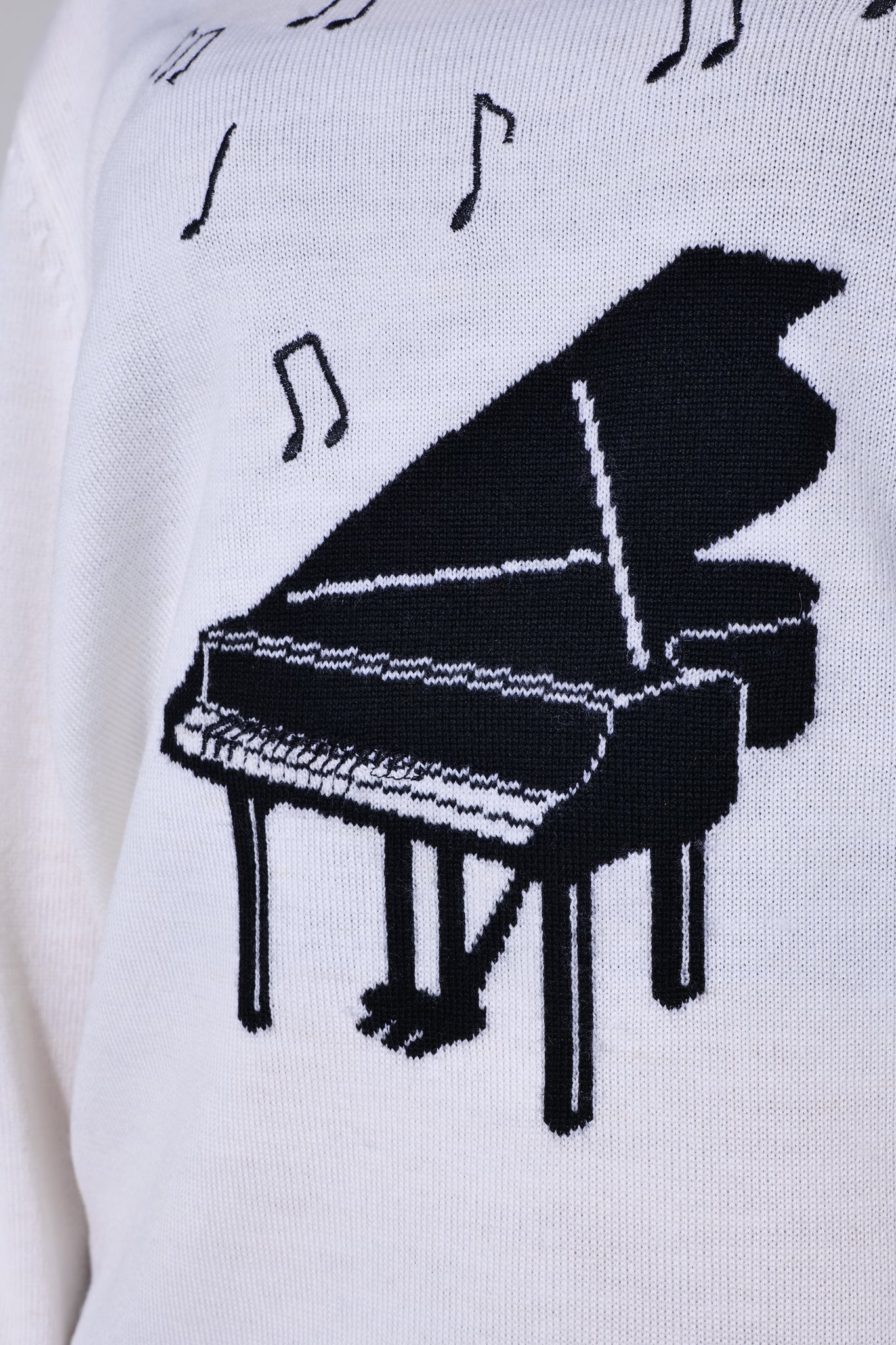 【24AW商品-24348001  】ピアノモチーフインターシャニット