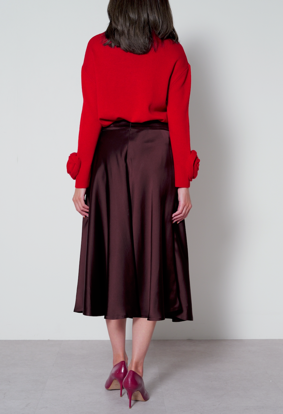 【25AW商品-25358075】フラワーモチーフスリーブプルオーバー