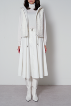 【25AW商品-25153028】ケーブルニットタフタコンビフード付きベスト