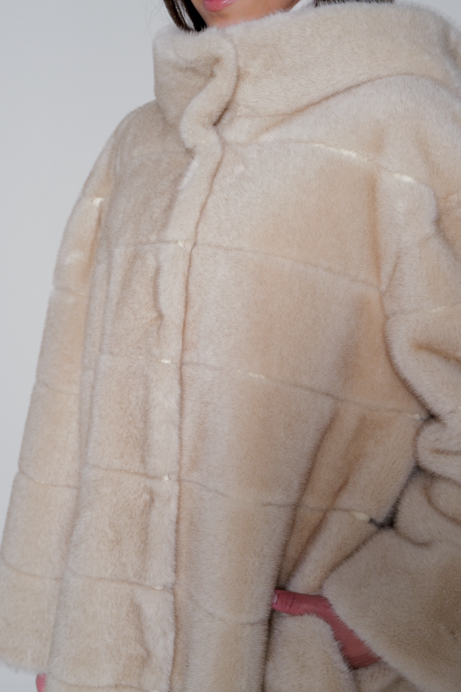 【25AW商品-25151013】フェイクミンク横接ぎコート