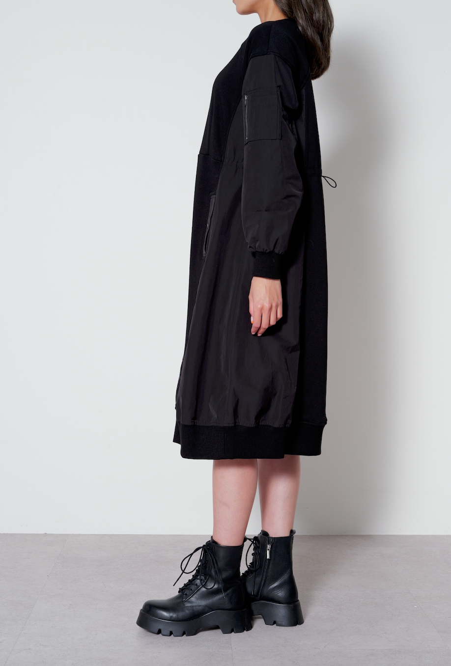 【25AW商品-25856003】裏ファー加工スウェット、タフタコンビワンピース