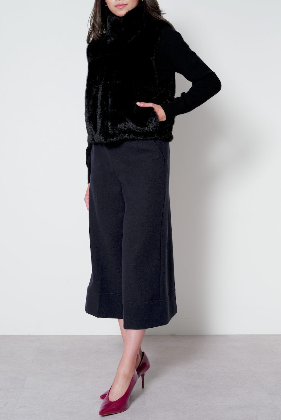 【25153036】フェイクミンクベスト