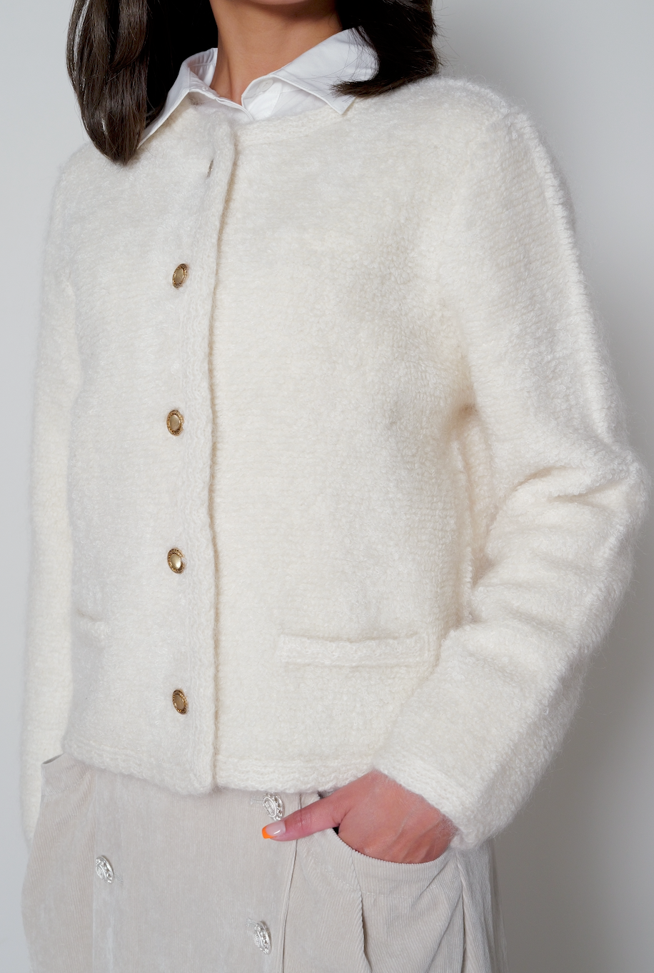 【25AW商品-25358087】ループモヘアメタル釦付きニットジャケット