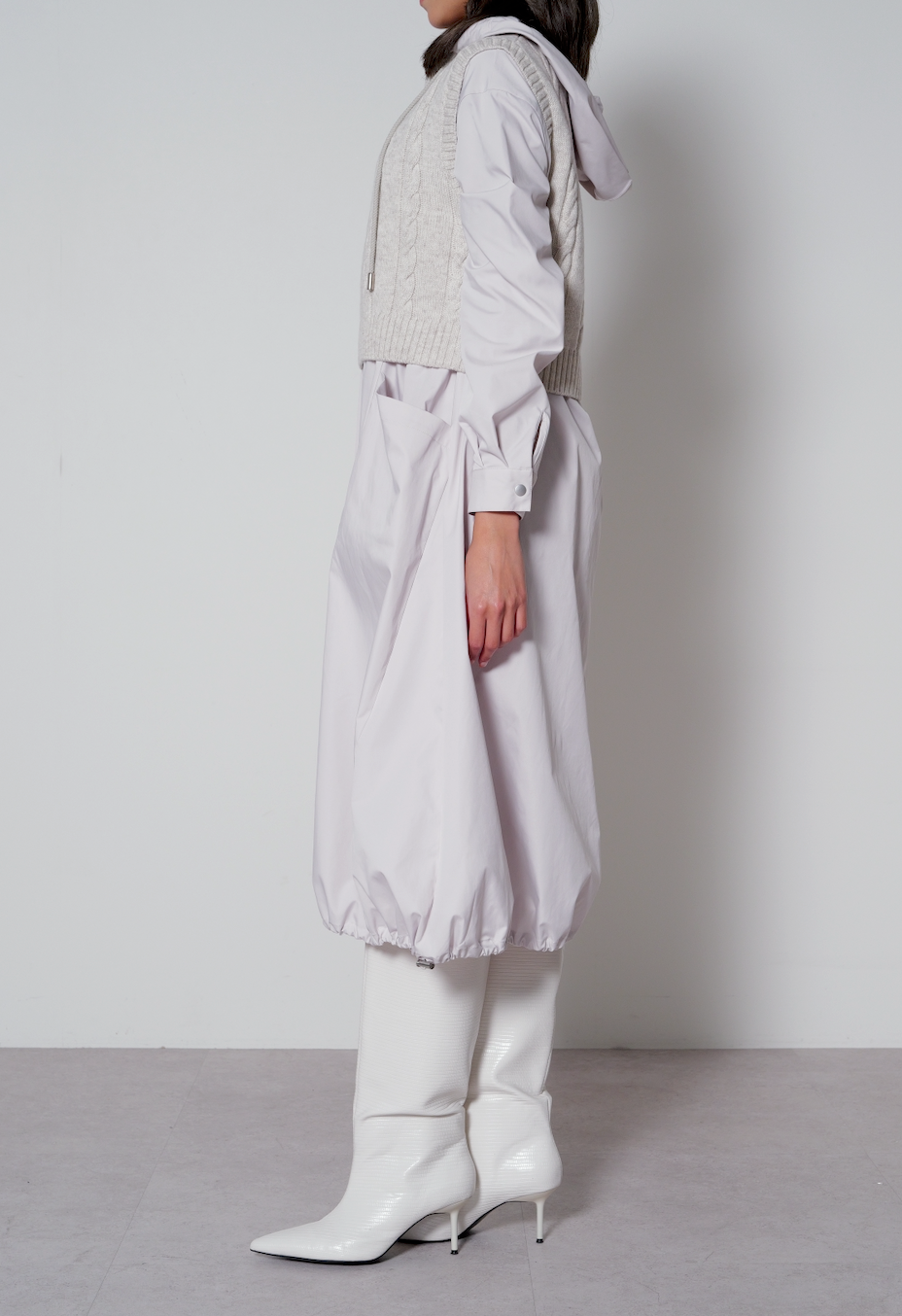 【25AW商品-25156023】ニットベスト付きタフタワンピース