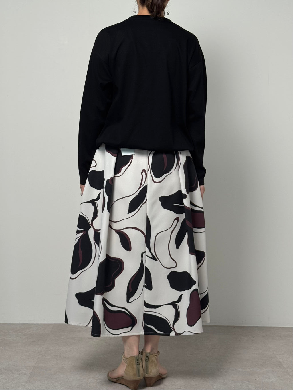 【25AW商品-25142000】ビッグフラワープリントスカート