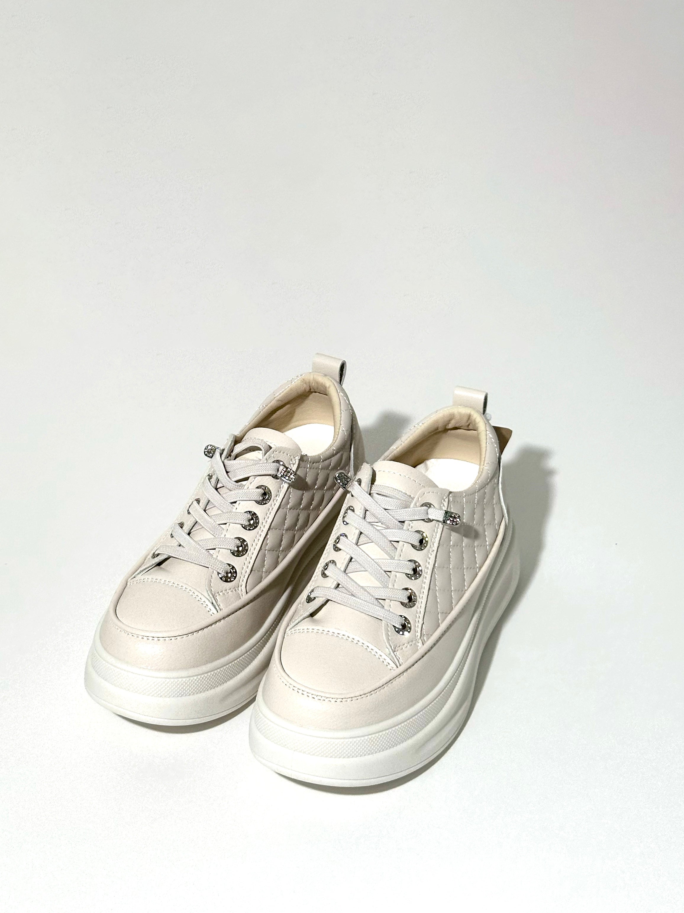 【995399001】キルティングスニーカー