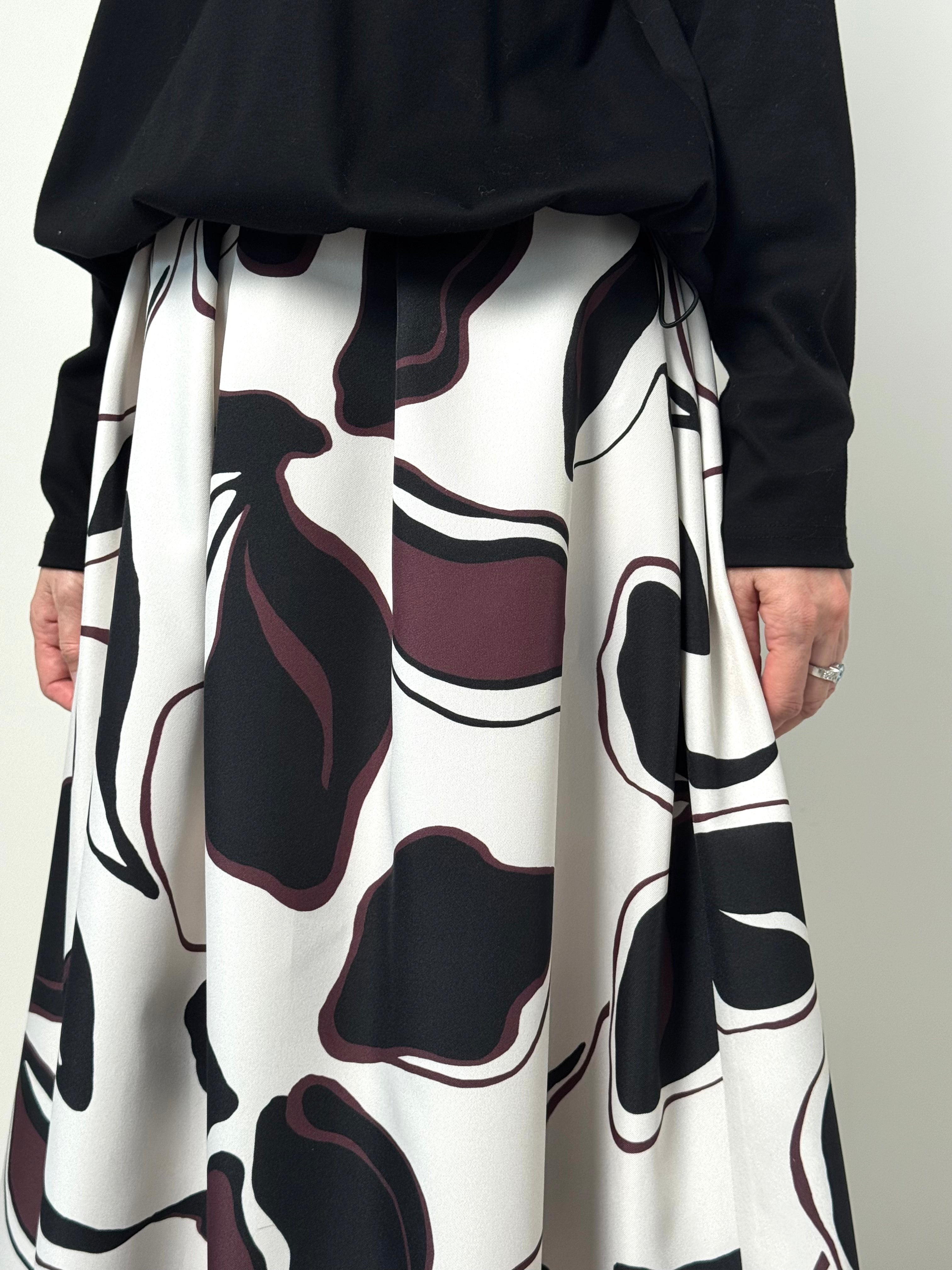 【25AW商品-25142000】ビッグフラワープリントスカート