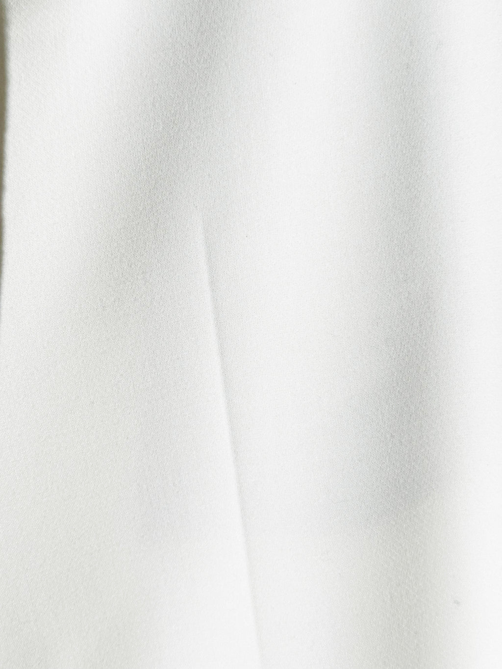 【24114002】ポリエステル／レーヨン二重織ワイドパンツ