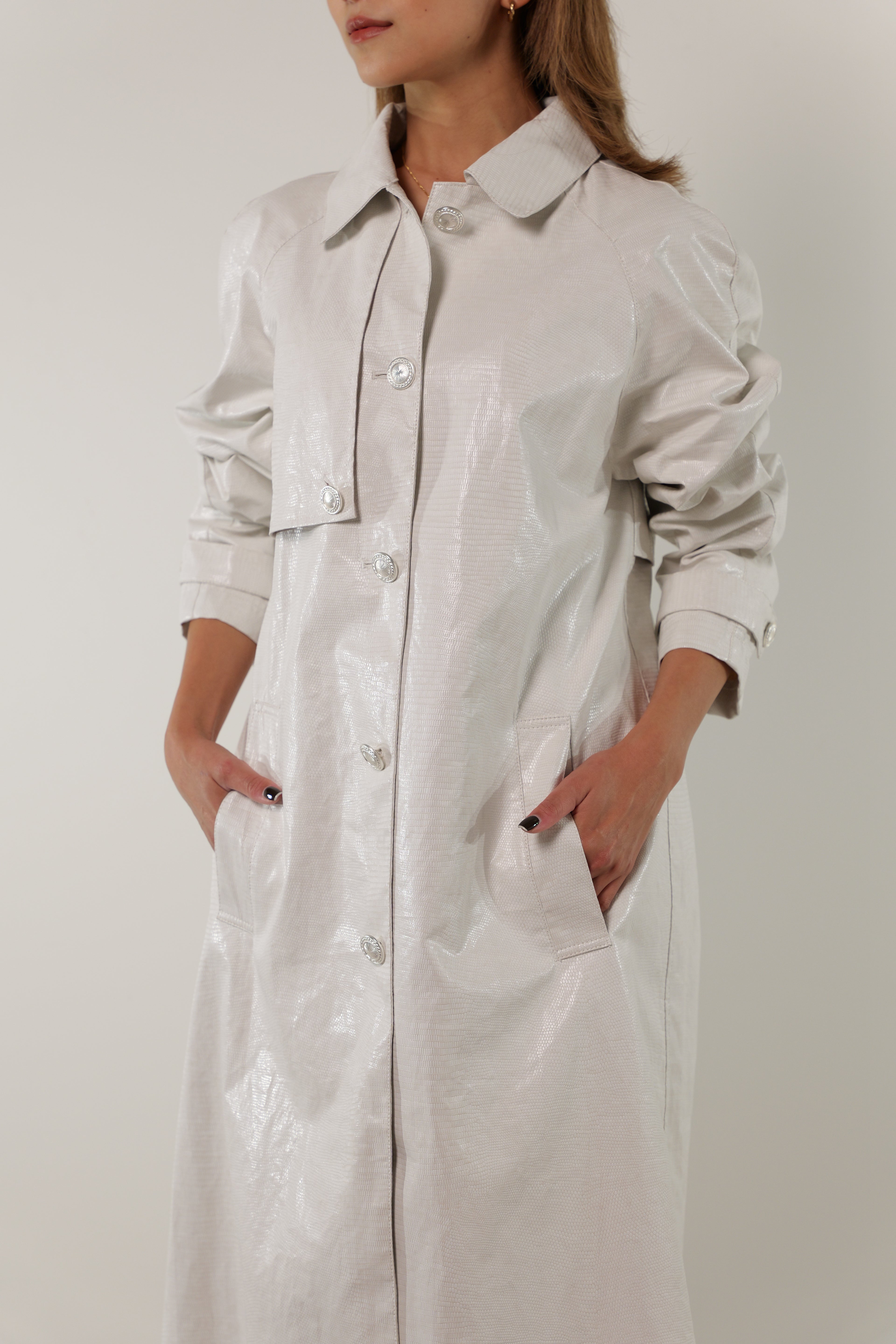 【25SS商品-25111001】リザード型押しステンカラーコート