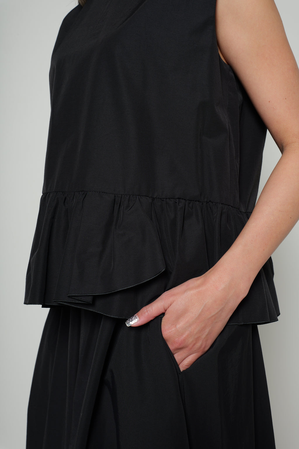 【25SS商品-25120023】ドライコットンナイロンペプラムTOP