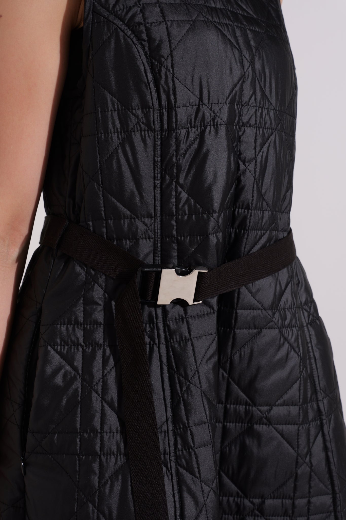 【25AW商品-25146013】シルキータフタキルティングドレス