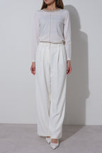 【25AW商品-25348041】襟ぐりビーズ刺繍ニットプルオーバー