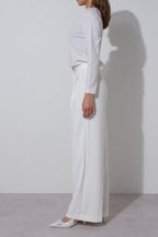 【25AW商品-25348041】襟ぐりビーズ刺繍ニットプルオーバー