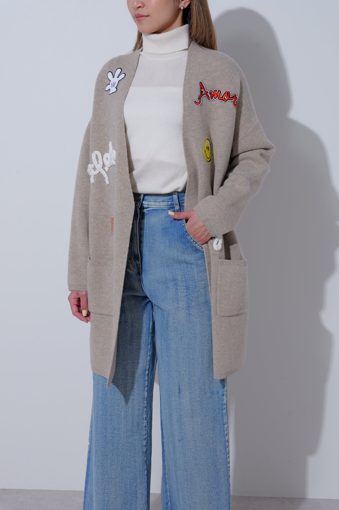 【25AW商品-25348059】ワッペン付きトッパーコーディガン