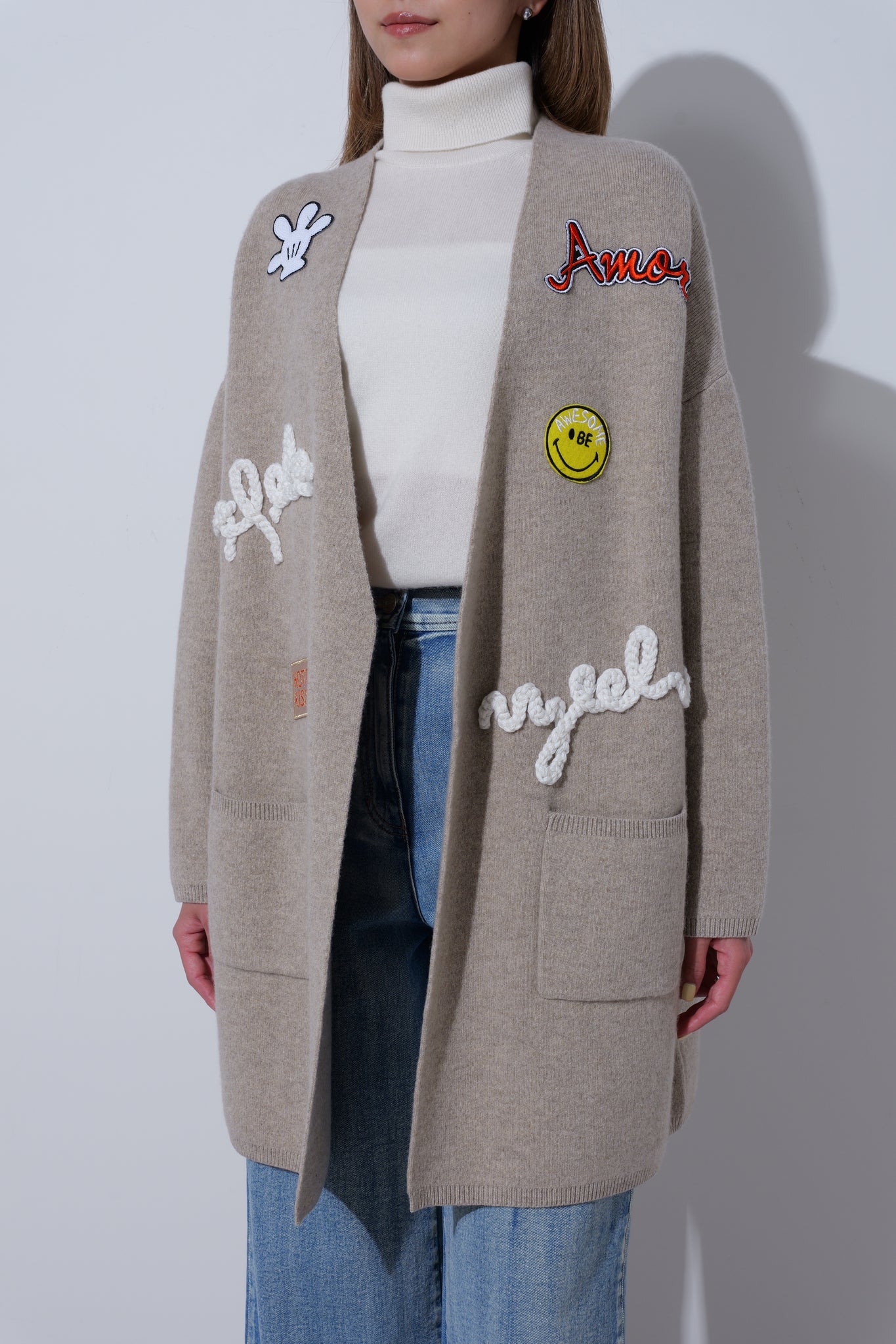 【25AW商品-25348059】ワッペン付きトッパーコーディガン