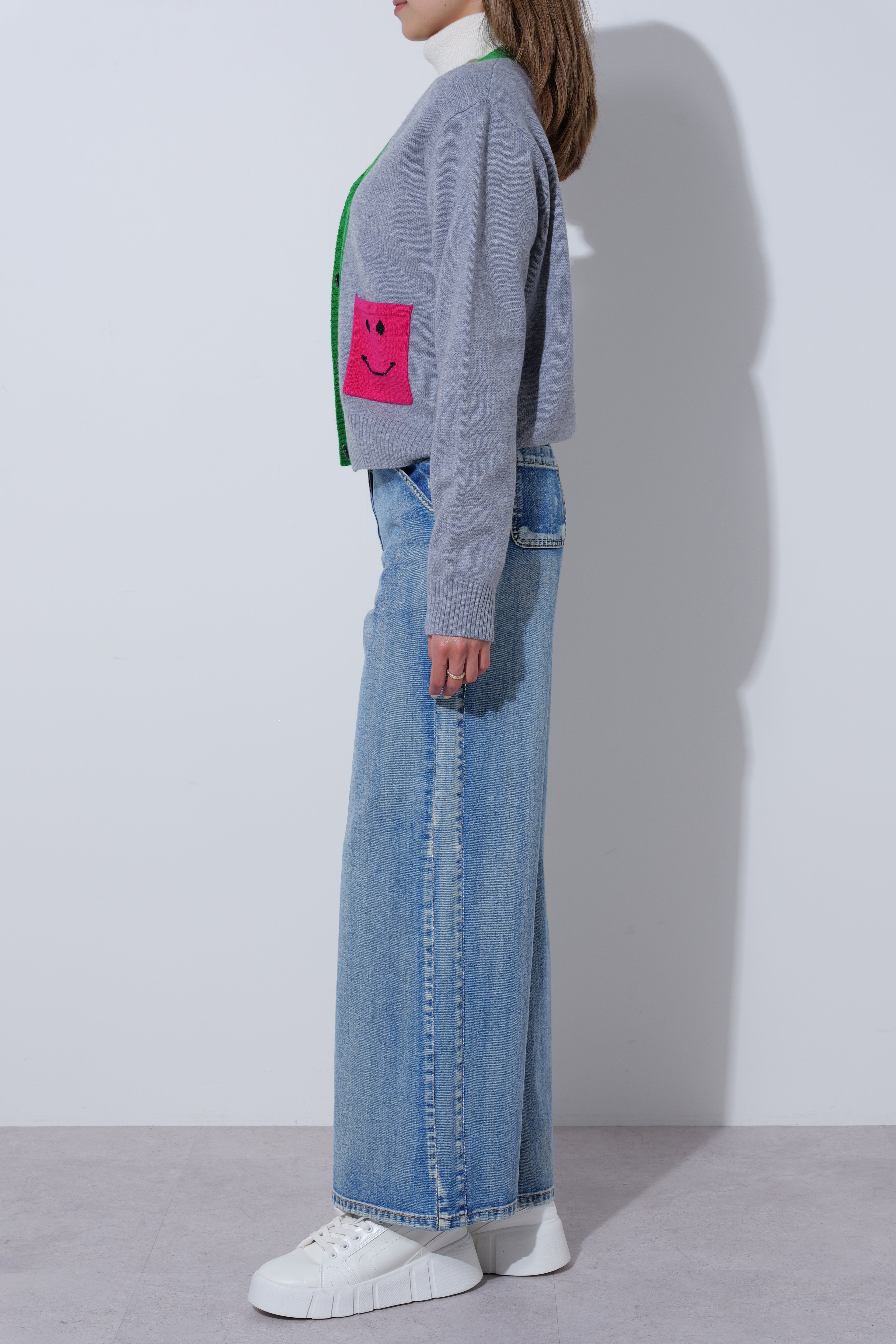 【25AW商品-25348036】スマイルポケットカーディガン