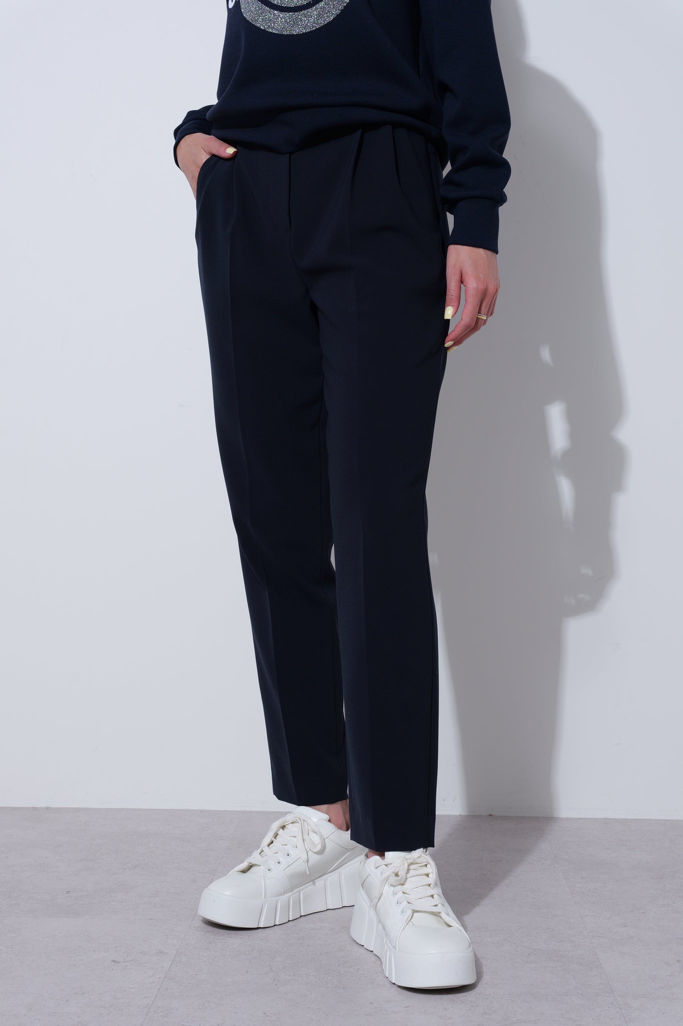 【25AW商品-25144002】ダブルクロステーパードパンツ