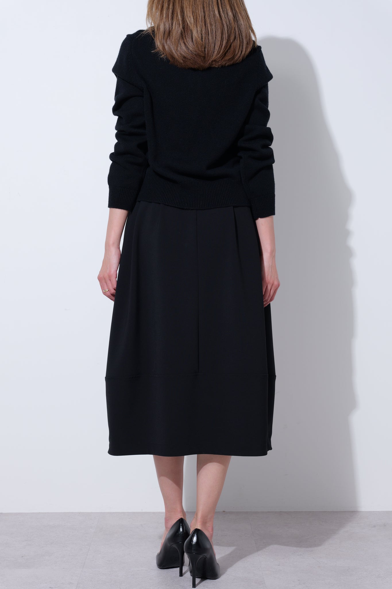 【25AW商品-25348056】モチーフ付きカーディガン