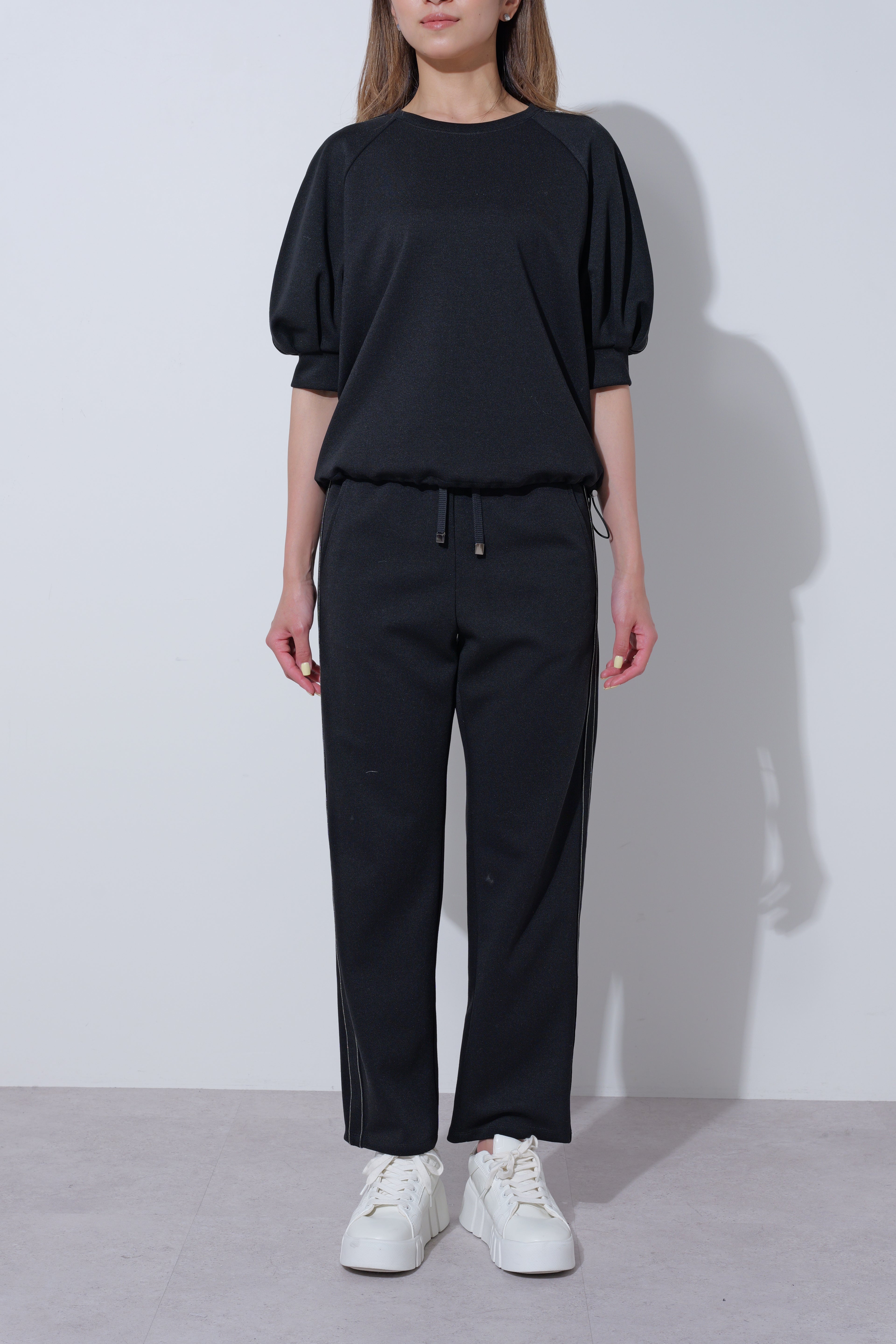 【25AW商品-25848005】ボールチェーン付きパフスリーブポンチトップス