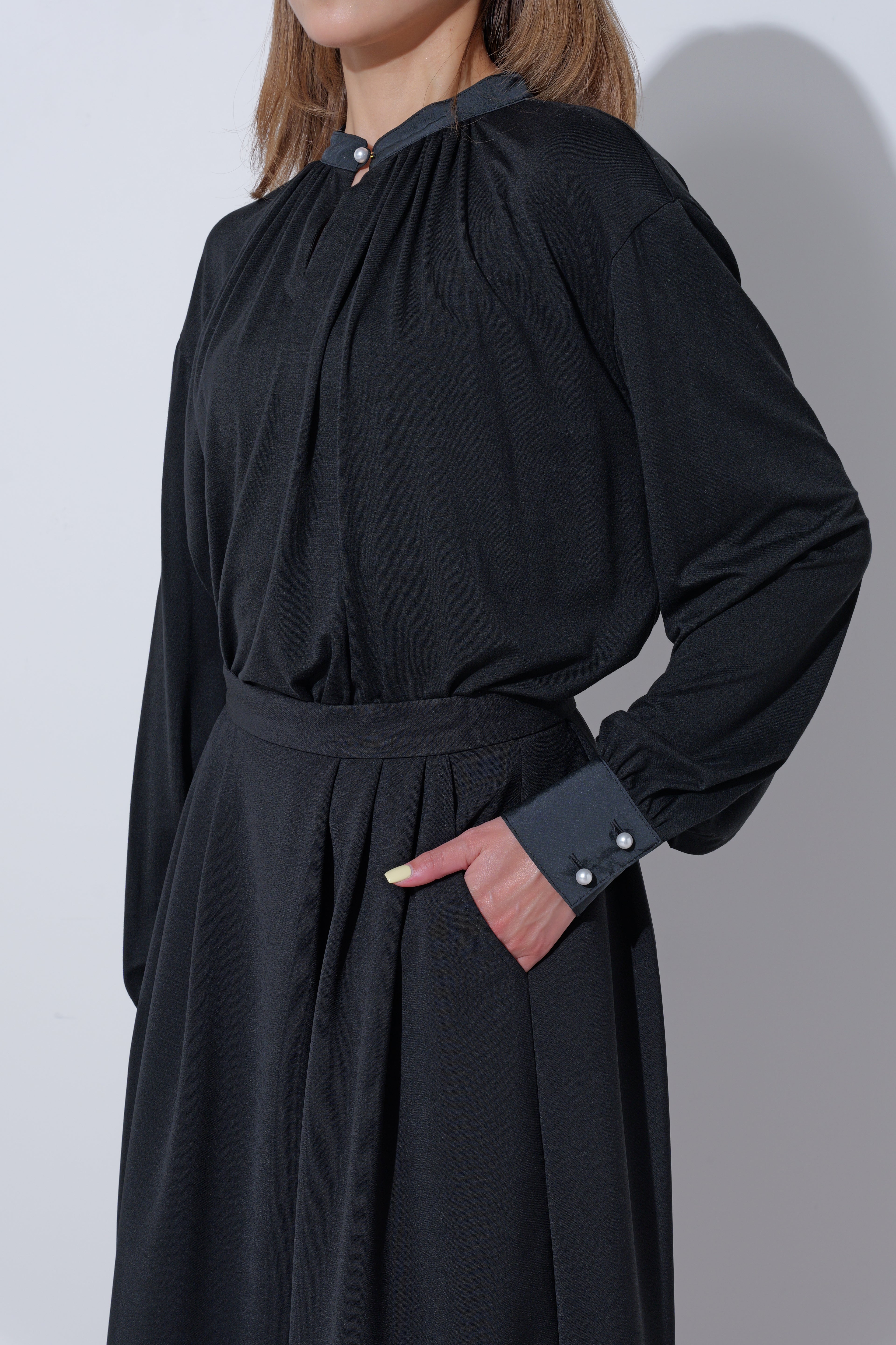 【25AW商品-25840000】ヴィスコースギャザーカットソー