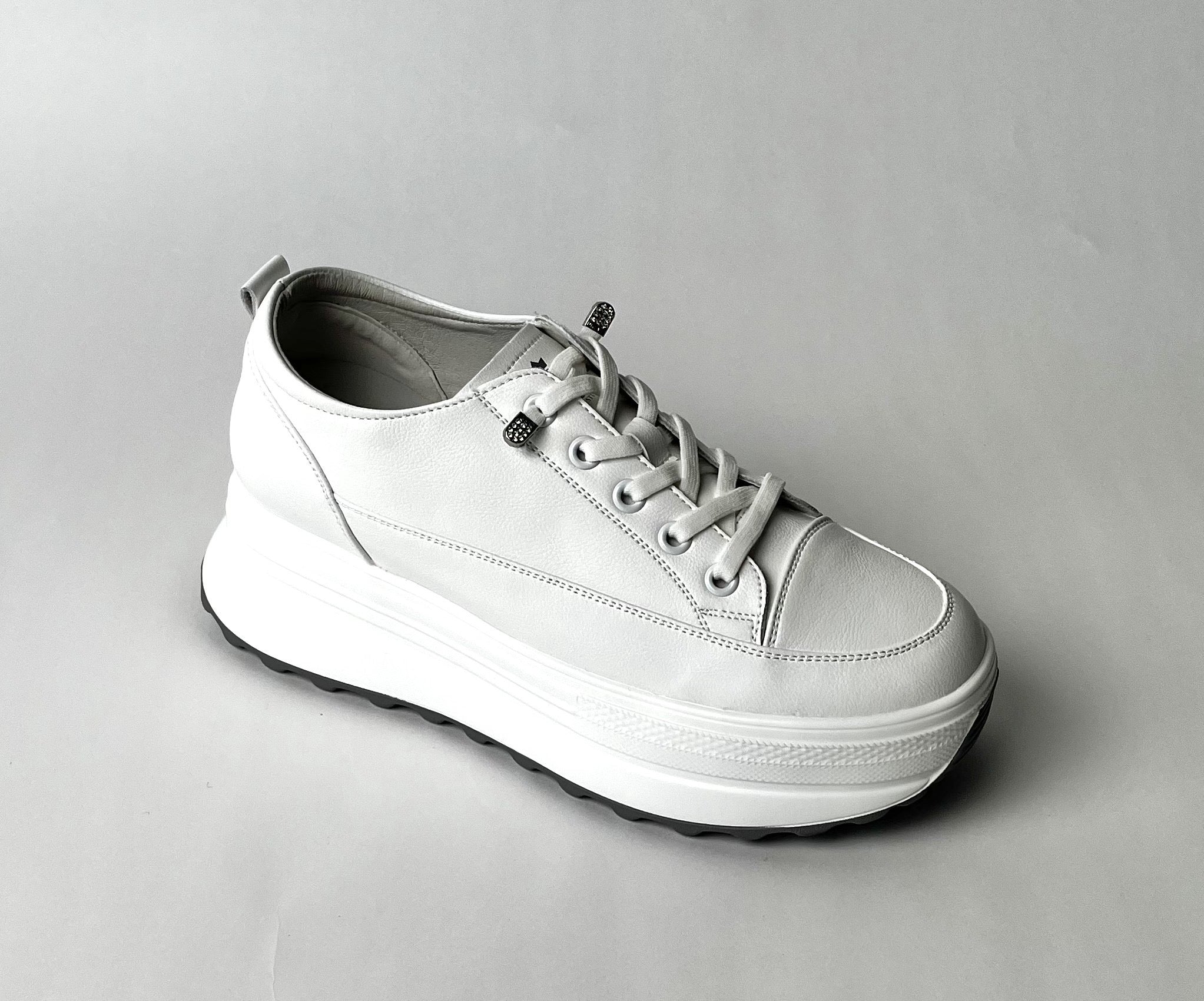 23SS 人気商品】WhiteSneakers – DUAL VIEW